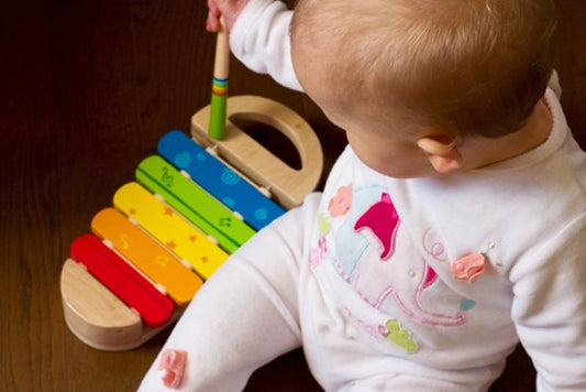 The Benefits of Introducing Music to Your Child Early On